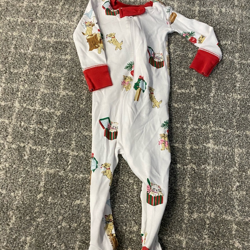 TBBC Knox footed cats and dogs pjs